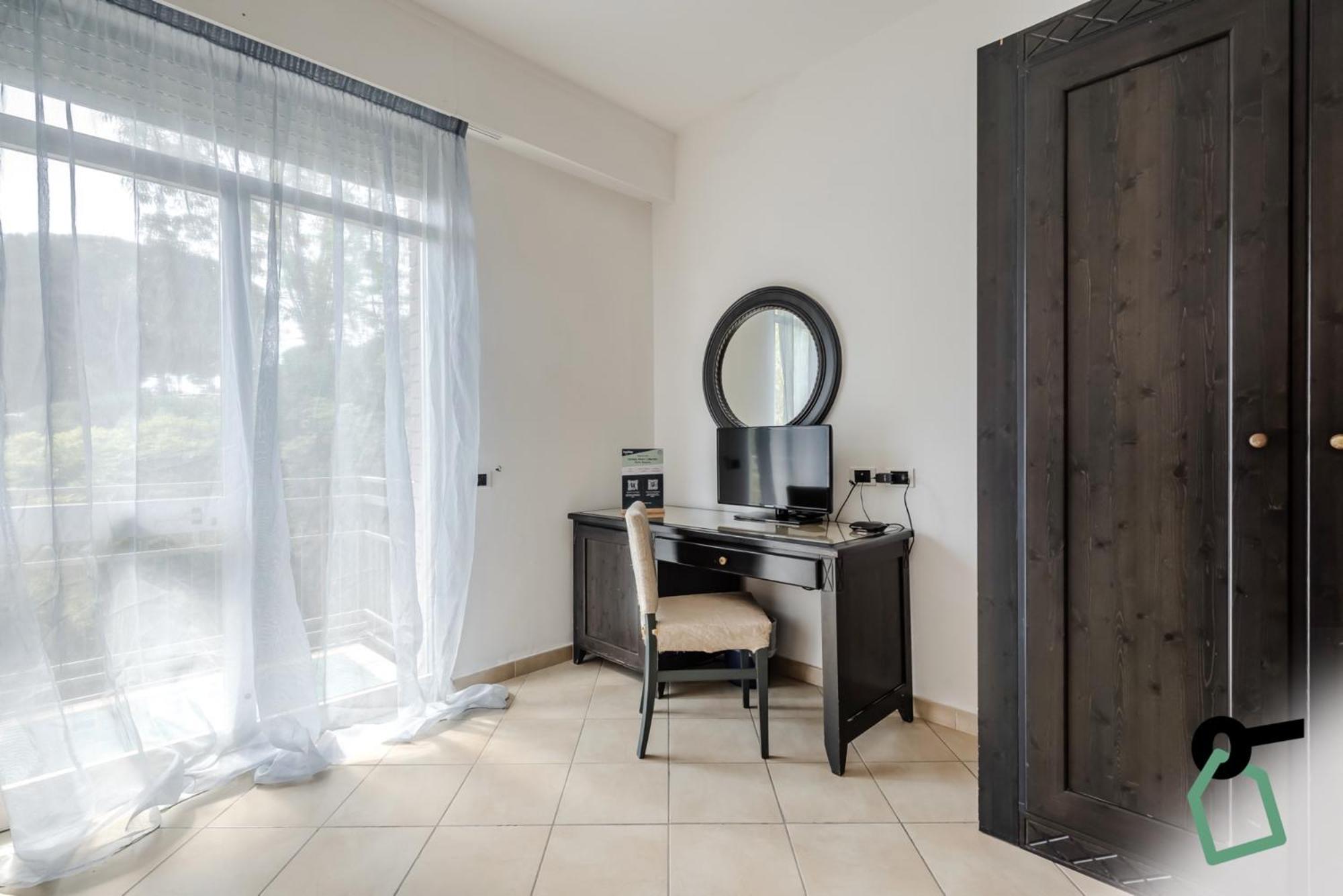 Hotiday Room Collection - Porto Azzurro كابوليفيري المظهر الخارجي الصورة