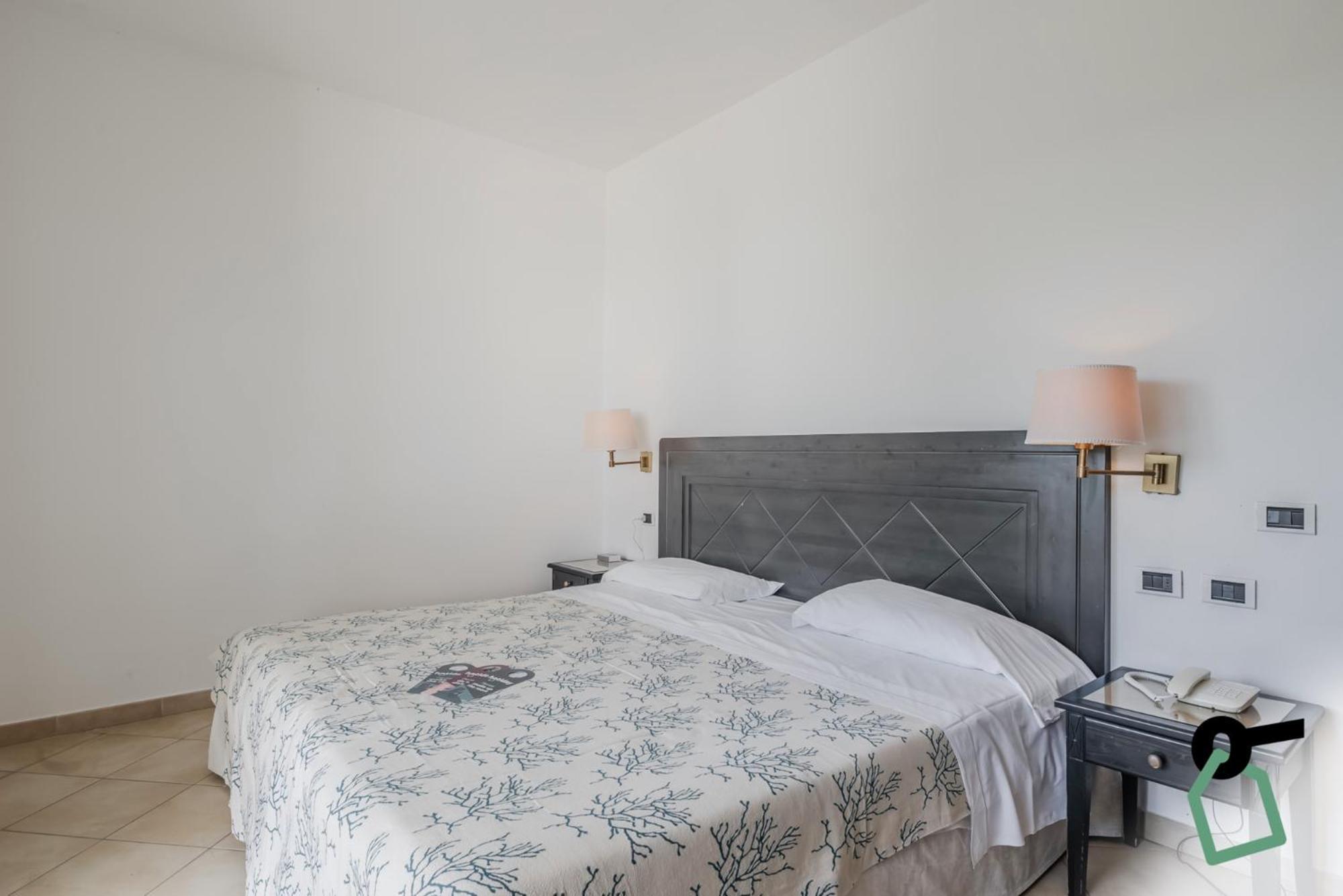 Hotiday Room Collection - Porto Azzurro كابوليفيري المظهر الخارجي الصورة