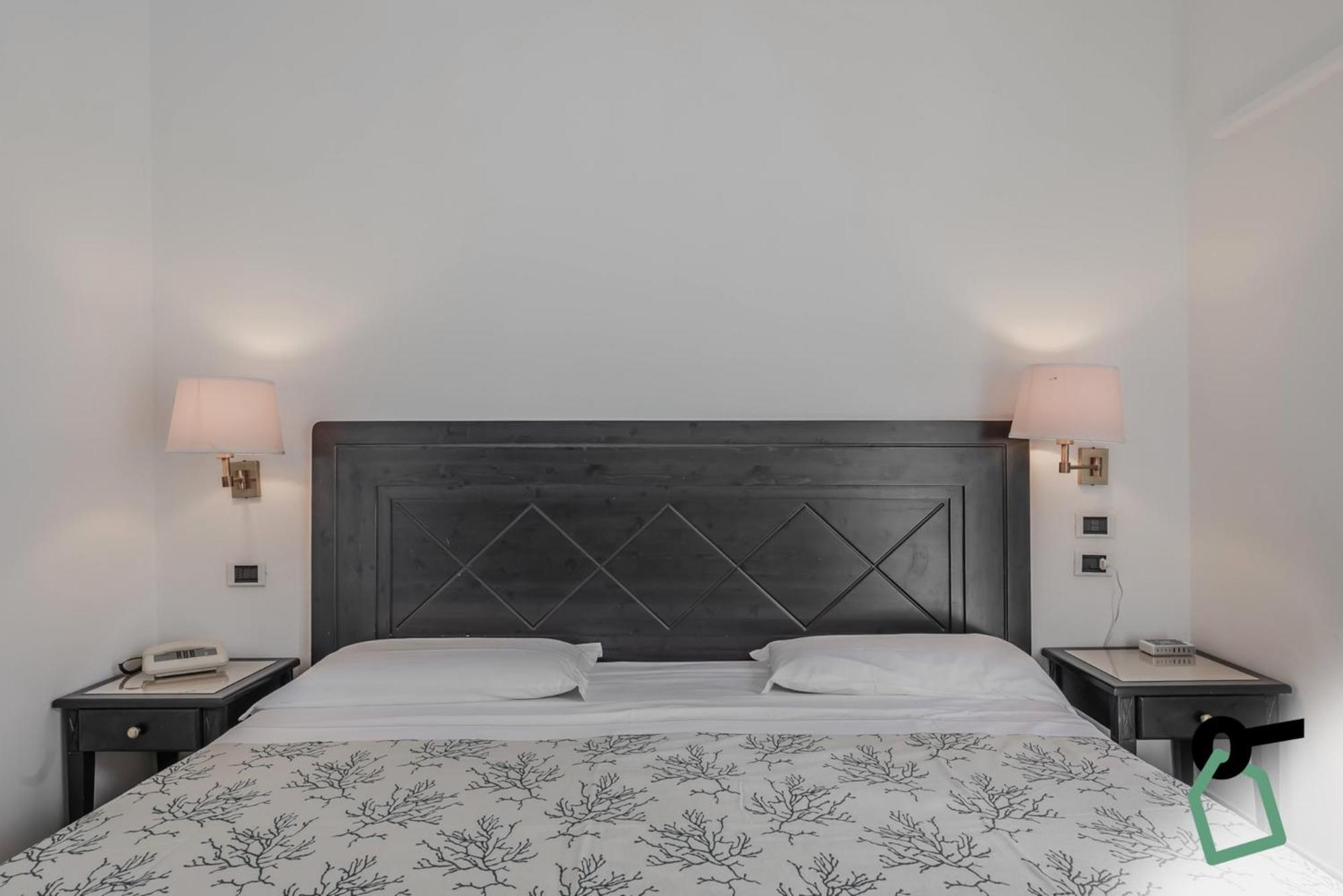 Hotiday Room Collection - Porto Azzurro كابوليفيري المظهر الخارجي الصورة