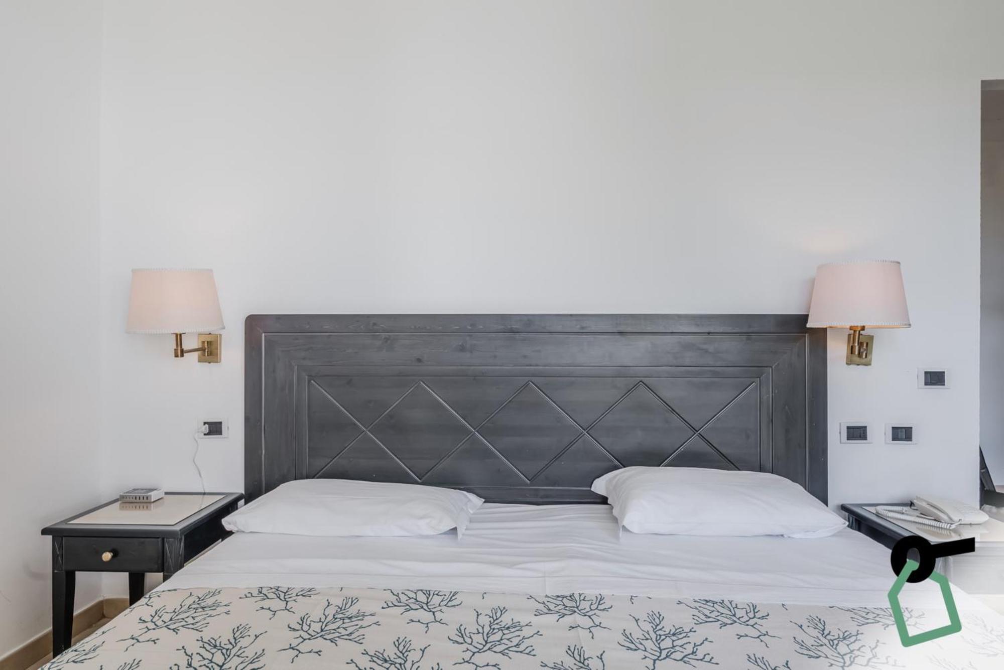 Hotiday Room Collection - Porto Azzurro كابوليفيري المظهر الخارجي الصورة